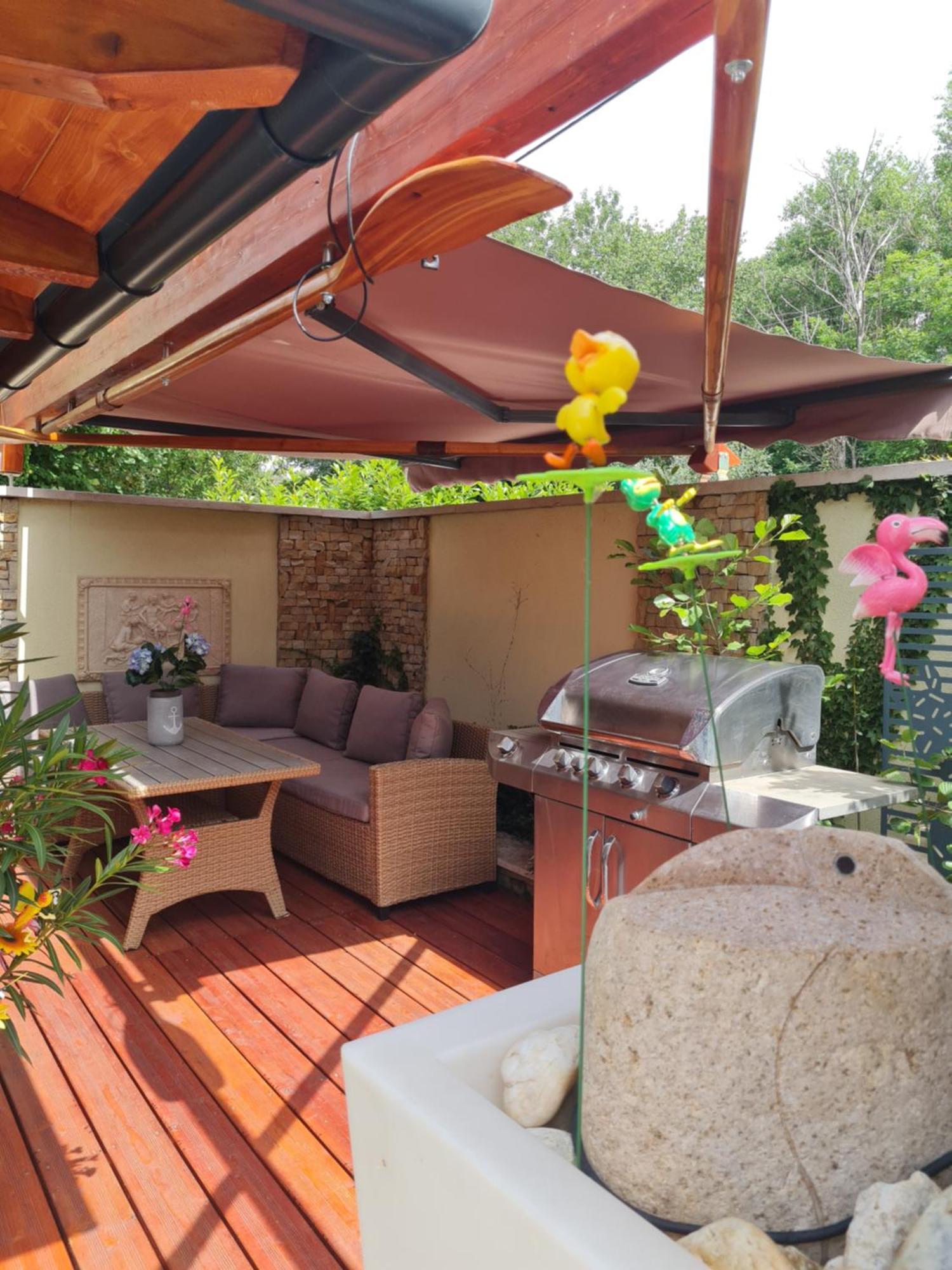 Flamingo Apartman Balatonszarszo Exterior foto